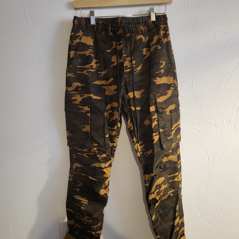 American Stitch Camouflage Cargo Pants - Black and Tan